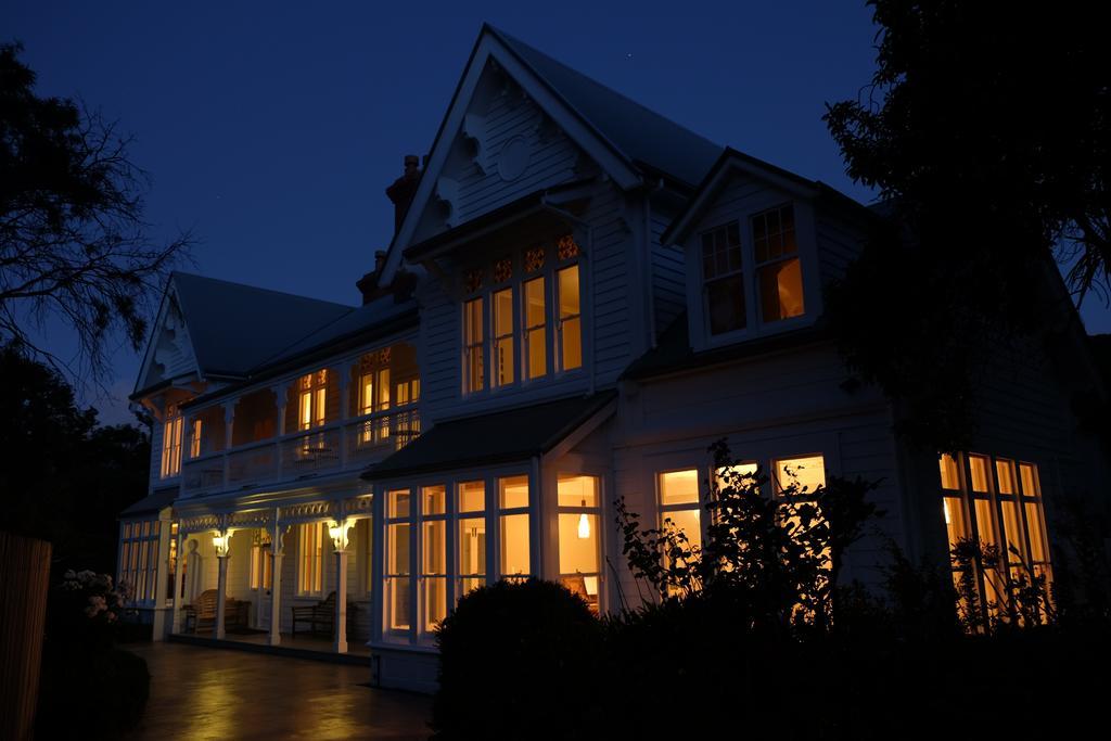 Oinako Bed & Breakfast Akaroa Kültér fotó